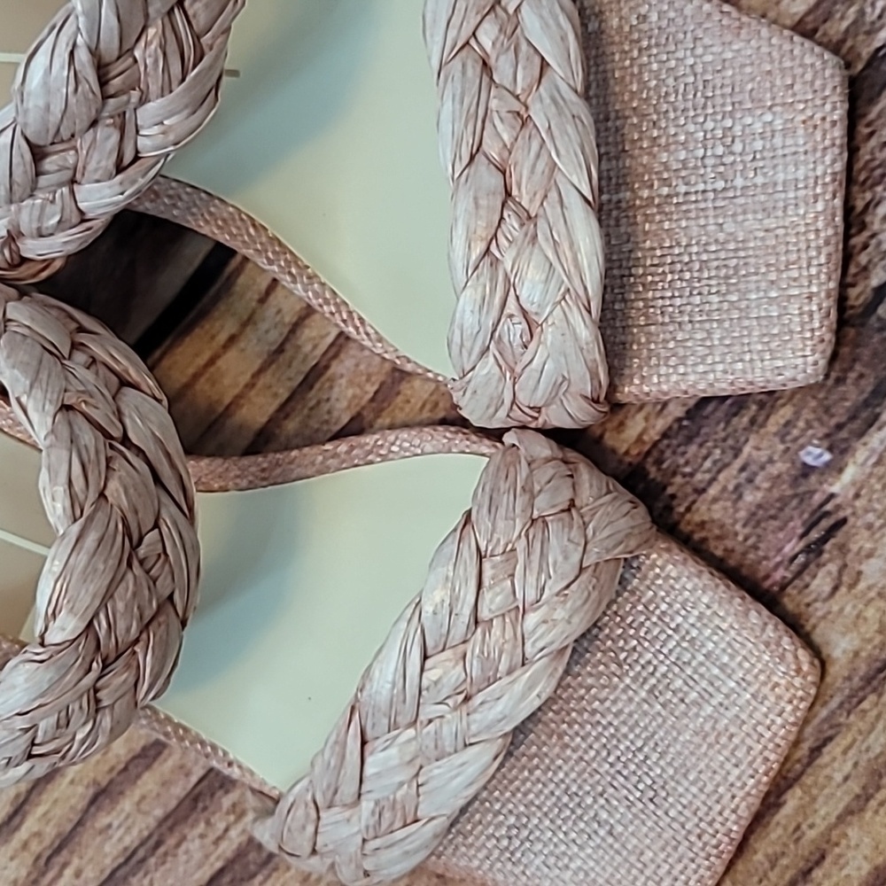 Dolce Vita Paily Raffia Heels - Picture 11 of 12
